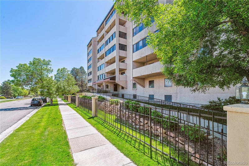 7420 E Quincy Ave #102, Denver, CO 80237