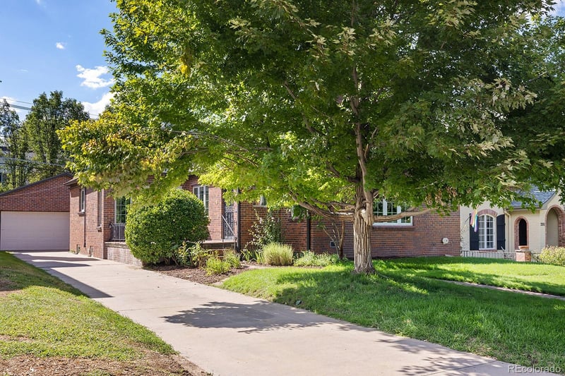 345 Dahlia St, Denver, CO 80220