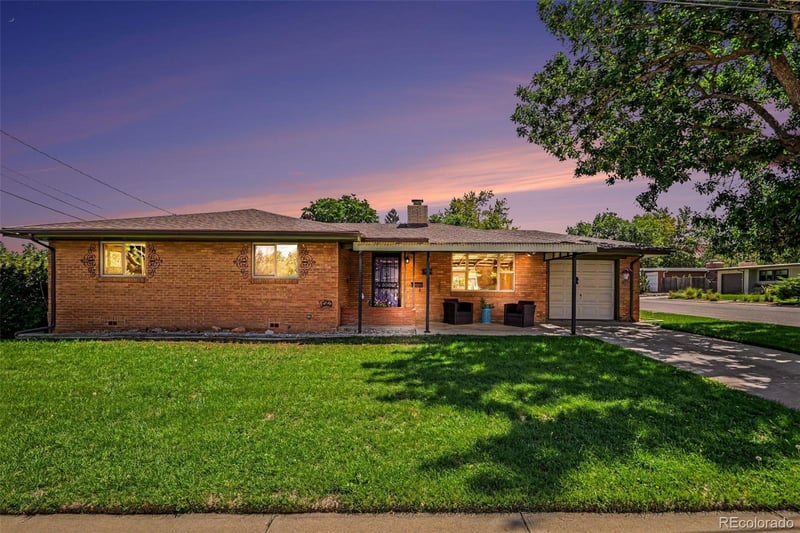 645 S Washington Cir, Englewood, CO 80113