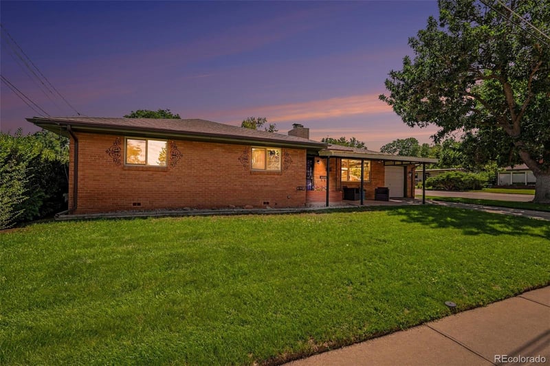 645 S Washington Cir, Englewood, CO 80113