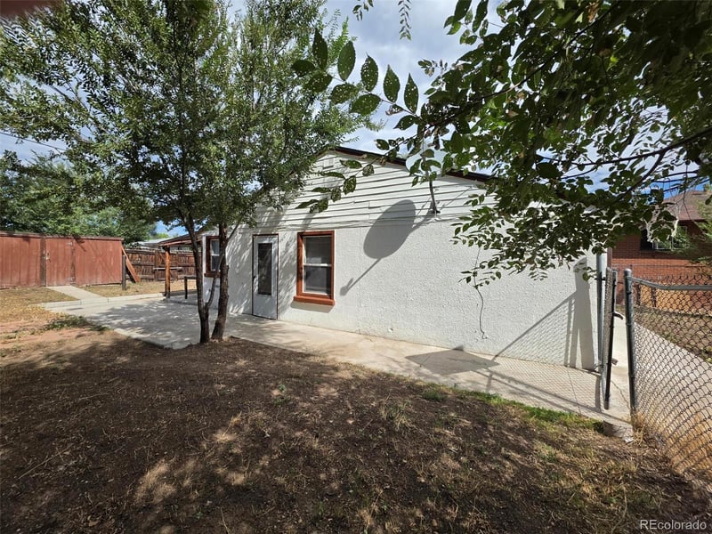 235 S Meade St, Denver, CO 80219