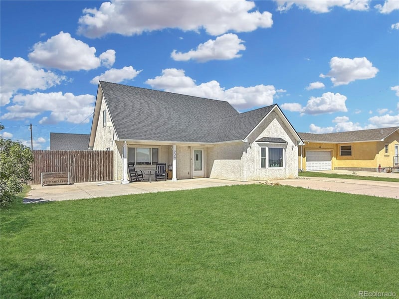 720 11th St, Limon, CO 80828