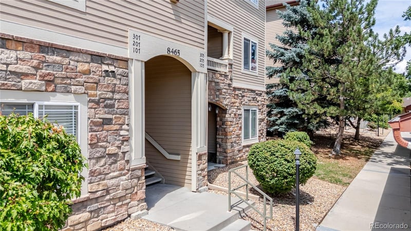 8465 S Holland Way #205, Littleton, CO 80128