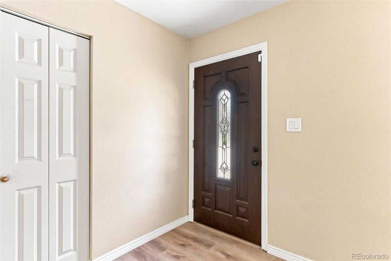 1724 Wooten Rd, Colorado Springs, CO 80915