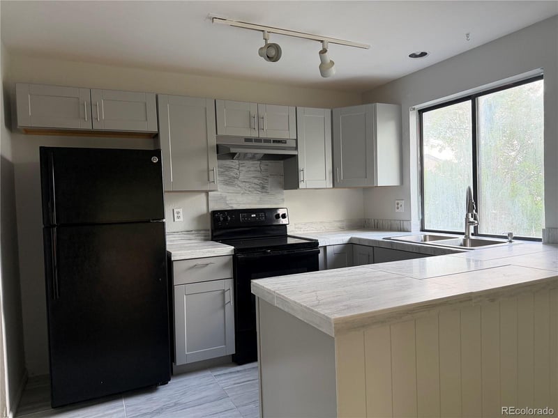 14498 E Caspian Pl, Aurora, CO 80014