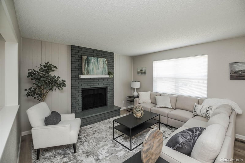 5553 Yost Ct, Denver, CO 80239