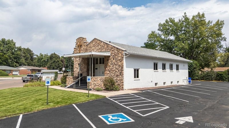 2215 Paseo Rd, Colorado Springs, CO 80907
