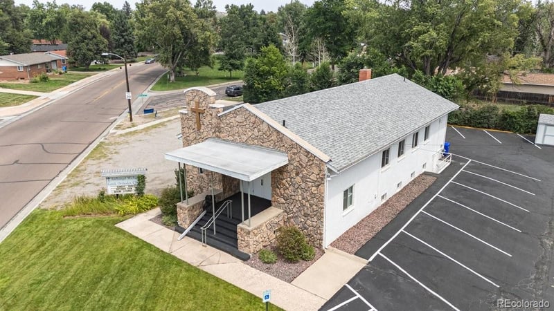 2215 Paseo Rd, Colorado Springs, CO 80907