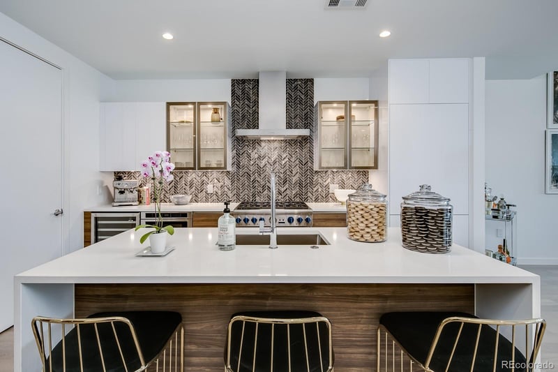 255 Saint Paul St #607, Denver, CO 80206
