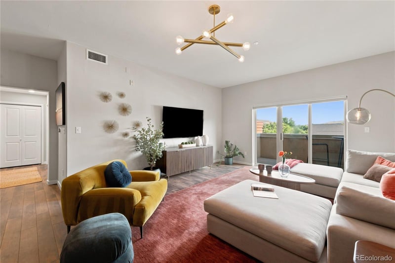 722 Washington Ave #303, Golden, CO 80401