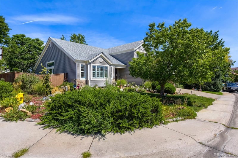9210 Sugarstone Cir, Littleton, CO 80130