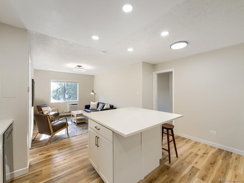 707 W 96th Ave #9, Denver, CO 80260
