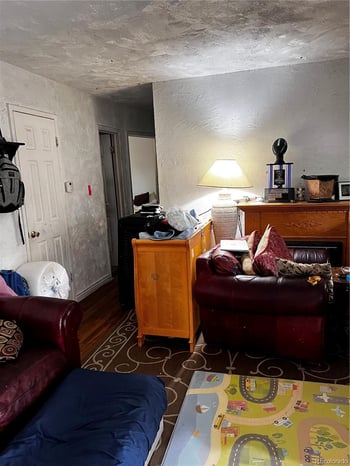 1021 Bronco Rd, Denver, CO 80221