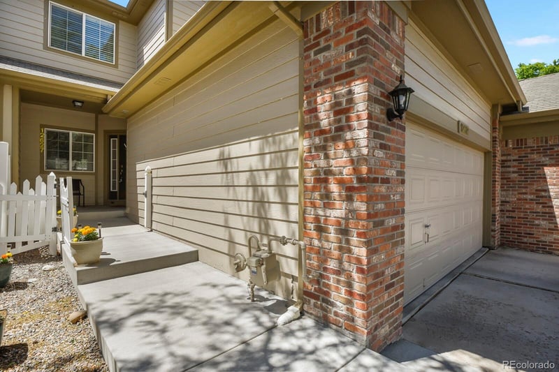 12627 James Point, Broomfield, CO 80020