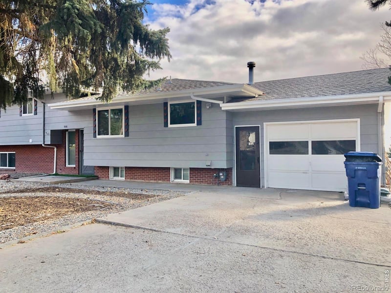 906 W South 1st St, Johnstown, CO 80534