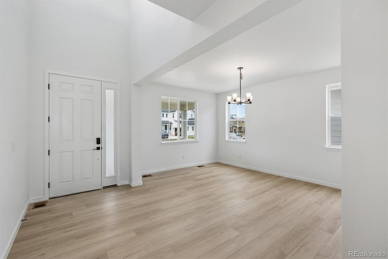 5696 Wayfarer Cir, Firestone, CO 80504