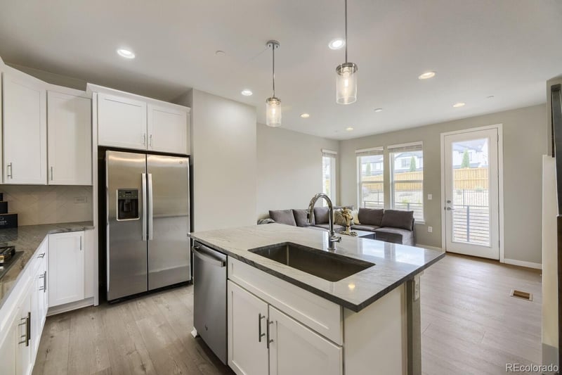 5051 S Queen Ct, Littleton, CO 80127