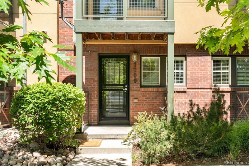 7709 E 28th Pl, Denver, CO 80238