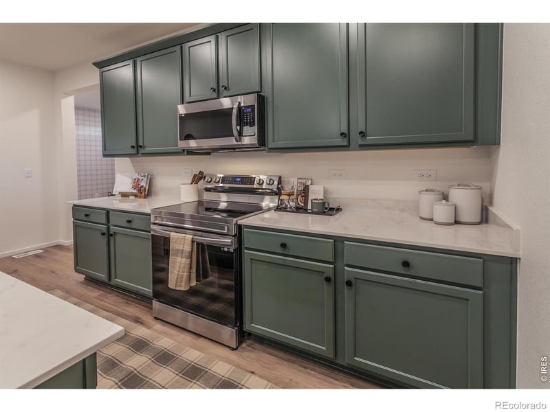 812 Galloway Dr, Johnstown, CO 80534