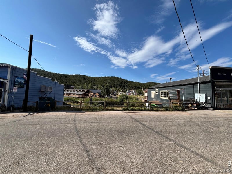 24 E 1st St, Nederland, CO 80466