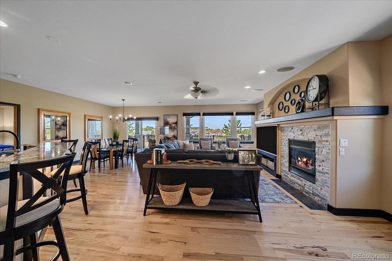 8215 S Shawnee St, Aurora, CO 80016