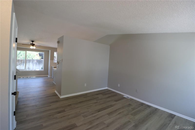 5566 S Ireland St, Aurora, CO 80015