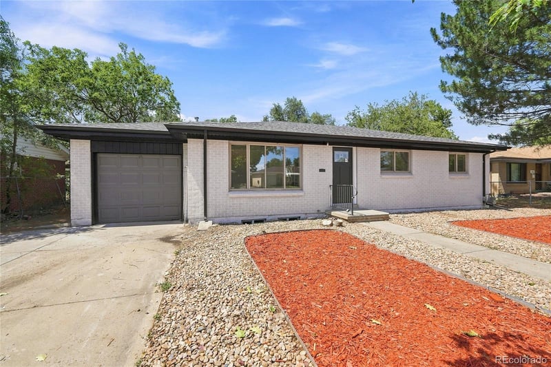 3113 Worchester St, Aurora, CO 80011