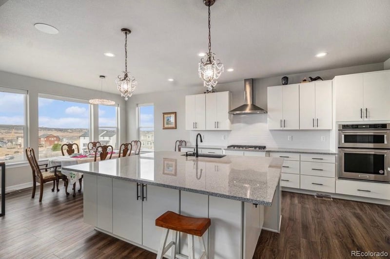 255 Rogers Ct, Castle Rock, CO 80104