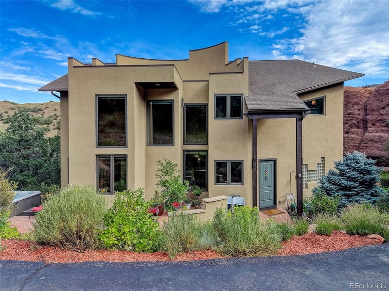 9193 S Buffalo Dr, Littleton, CO 80127