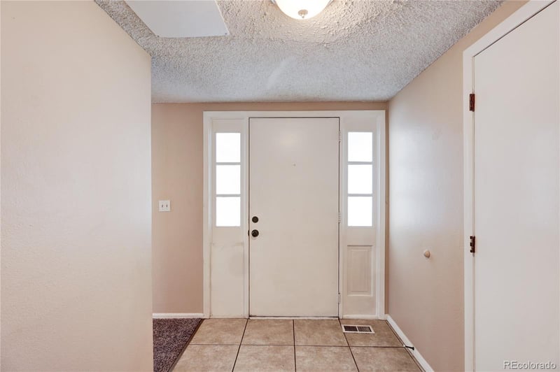 2826 S Wheeling Way, Aurora, CO 80014