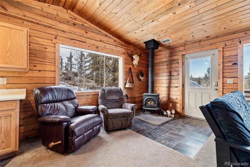 225 Deadwood Dr, Jefferson, CO 80456
