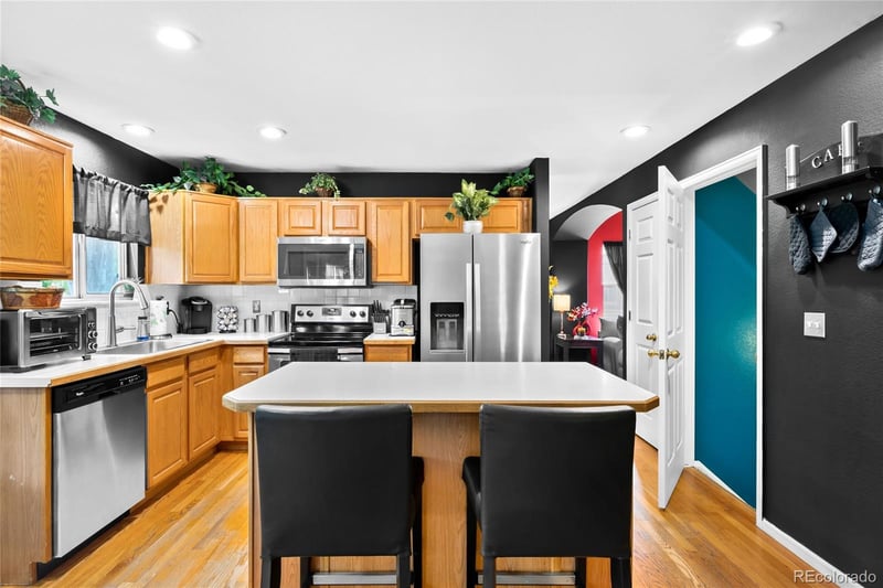 8052 Fenton Ct, Arvada, CO 80003