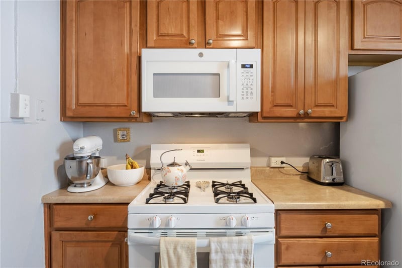 711 27th St, Denver, CO 80205