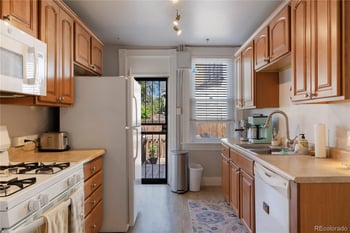 711 27th St, Denver, CO 80205