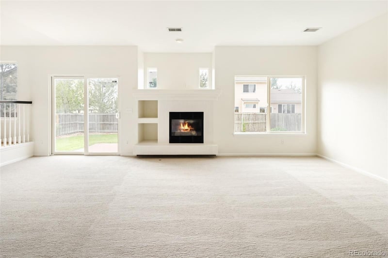 19926 E 40th Pl, Denver, CO 80249