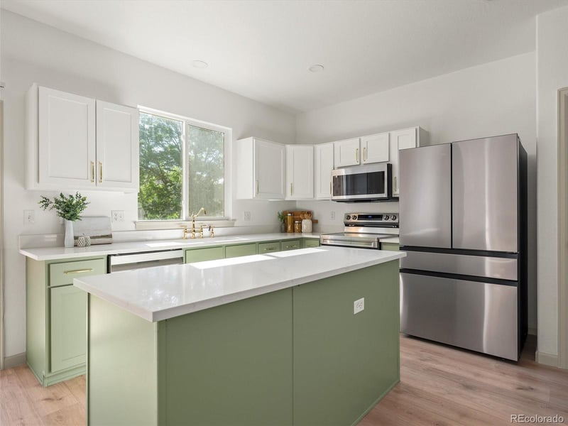 3356 S Nelson St, Lakewood, CO 80227