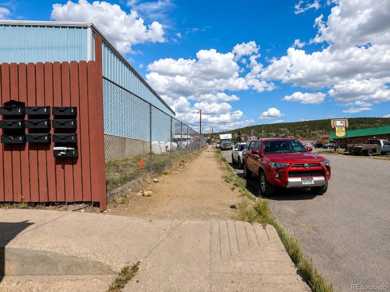 118 W 2nd St #H, Leadville, CO 80461