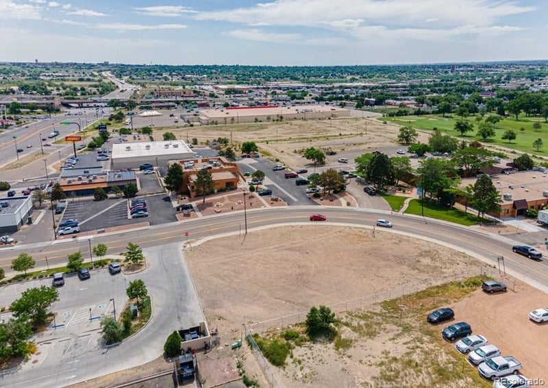 000 Club Manor Dr, Pueblo, CO 81008