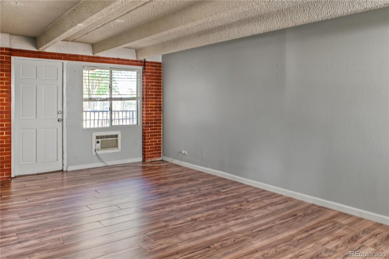 1180 Yosemite St, Denver, CO 80220