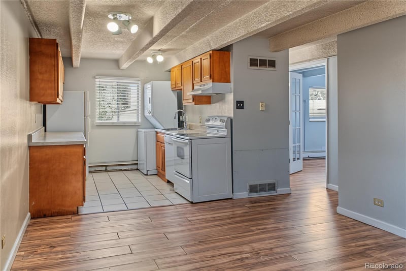 1180 Yosemite St, Denver, CO 80220