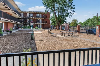 1180 Yosemite St, Denver, CO 80220