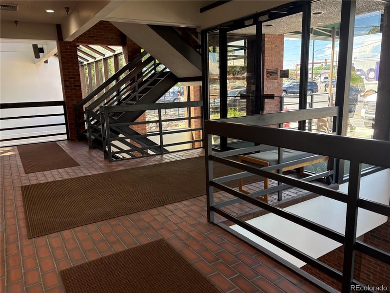 7586 W Jewell Ave #202, Denver, CO 80232