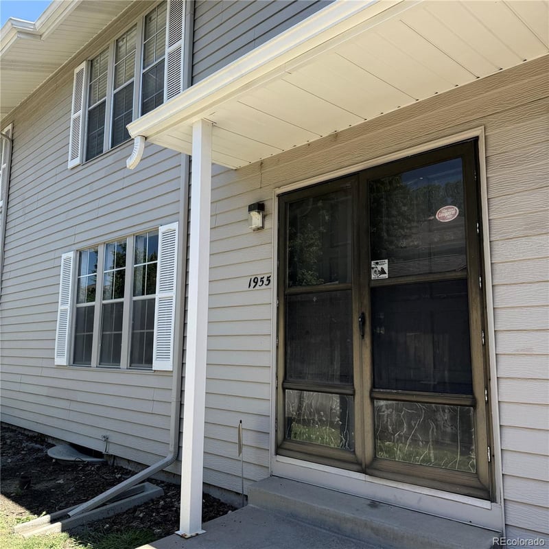 1955 S Oakland Way, Aurora, CO 80014