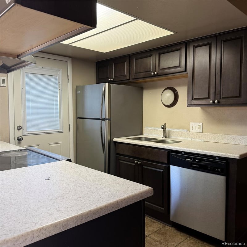 1955 S Oakland Way, Aurora, CO 80014