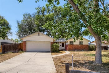6421 Independence St, Arvada, CO 80004