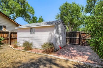 6421 Independence St, Arvada, CO 80004