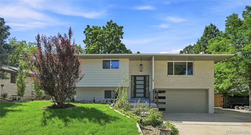9522 W 64th Pl, Arvada, CO 80004