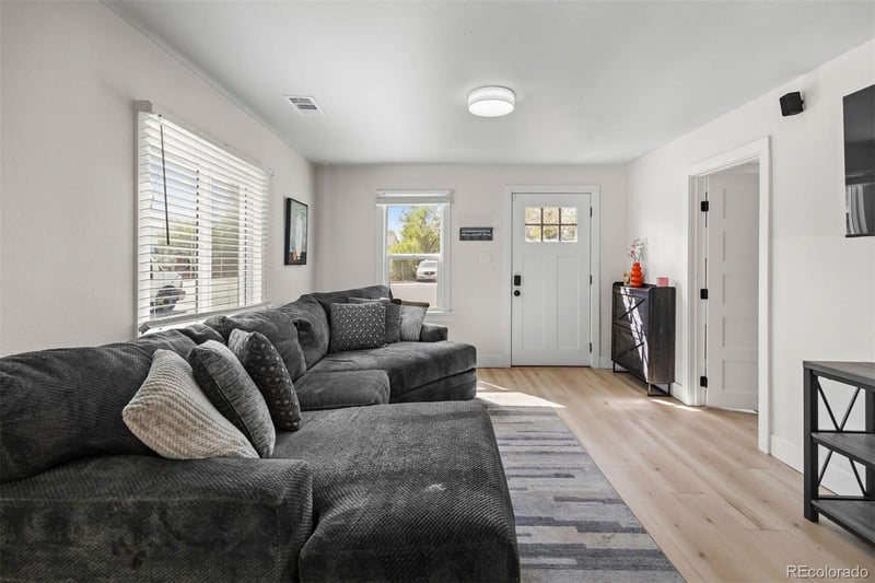 514 S Lowell Blvd, Denver, CO 80219