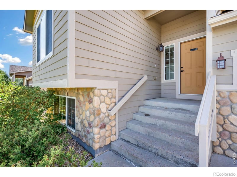 627 Stoney Brook Rd, Fort Collins, CO 80525