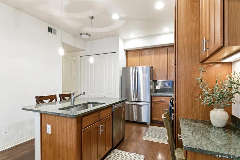 1100 N Grant St #306, Denver, CO 80203